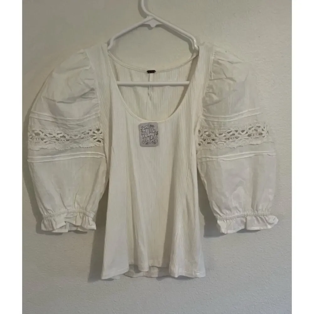 Free People NWT $68 Something Special Top White Ribbed Knit Puff Sleeve Ruffle